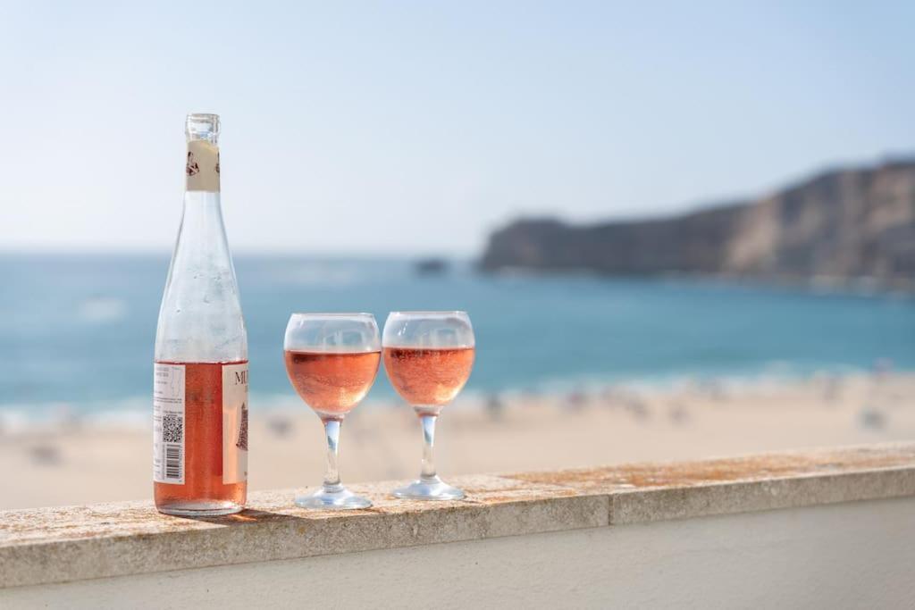 Sunset Terrace - Beachfront Apartment With Private Parking Nazaré Exterior foto